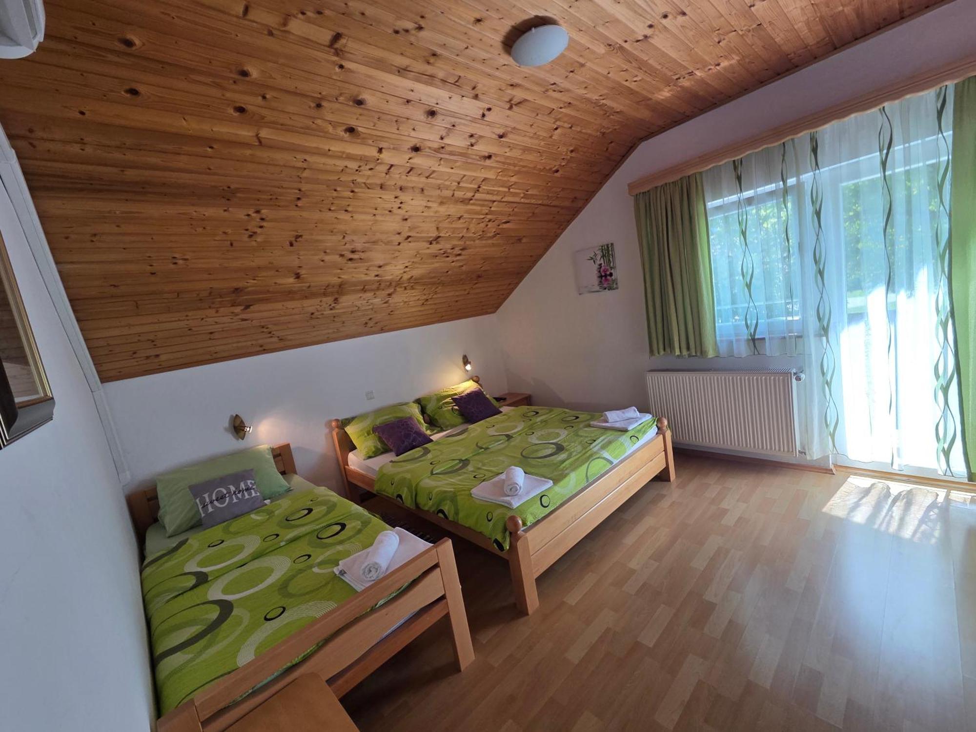Apartman & Sobe Orhideja Smoljanac Eksteriør bilde